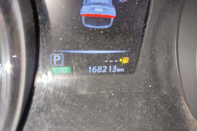 Used Nissan X-Trail 2017 2.0L CVT Comfort Edition 2WD Odometer Close Up
