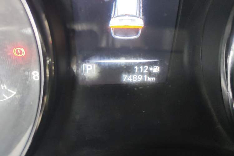 Used Nissan X-Trail 2017 2.0L CVT Comfort Edition 2WD Odometer Close Up