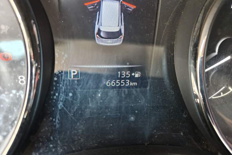 Used Nissan X-Trail 2017 2.0L CVT Comfort Edition 2WD Odometer Close Up