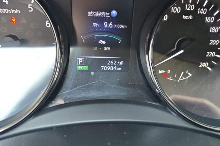 Used Nissan X-Trail 2017 2.0L CVT Comfort Edition 2WD Odometer Close Up