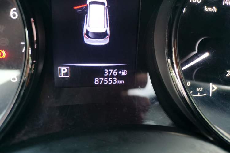 Used Nissan X-Trail 2017 2.0L CVT Comfort Edition 2WD Odometer Close Up