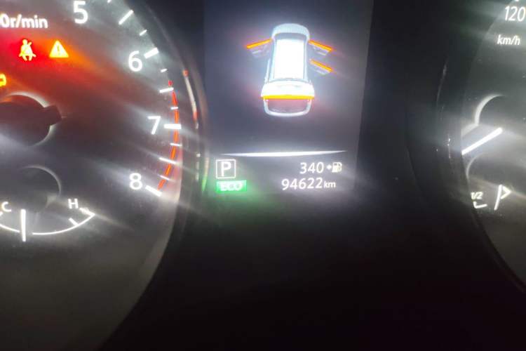 Used Nissan X-Trail 2017 2.0L CVT Comfort Edition 2WD Odometer Close Up