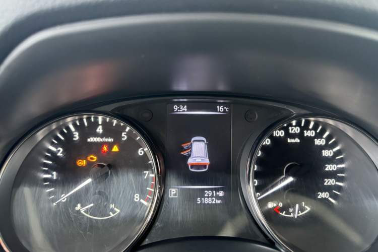 Used Nissan X-Trail 2017 2.0L CVT Comfort Edition 2WD Odometer Close Up