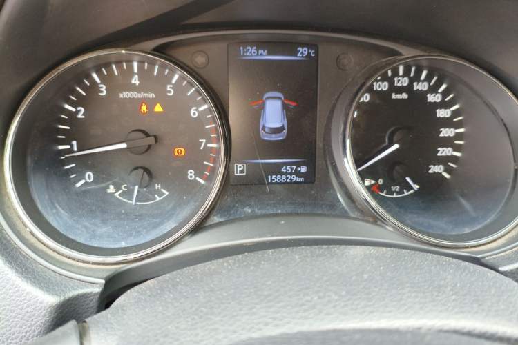 Used Nissan X-Trail 2017 2.0L CVT Comfort Edition 2WD Odometer Close Up