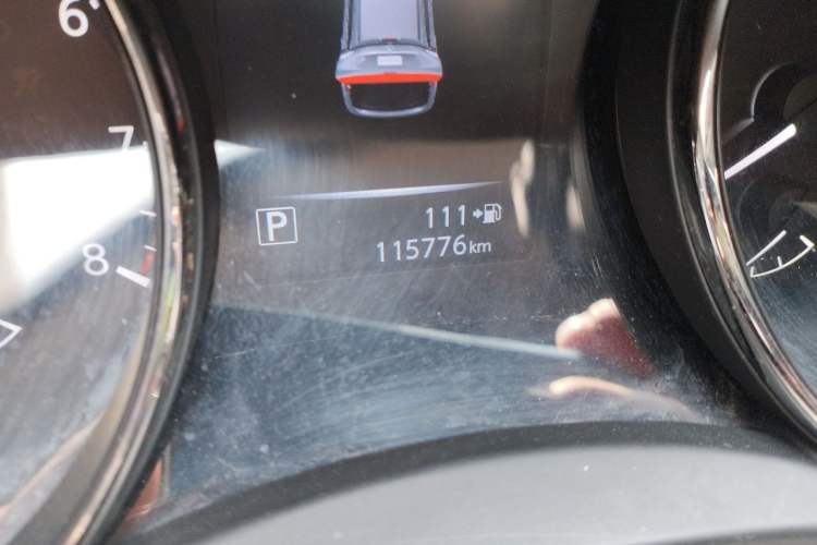 Used Nissan X-Trail 2017 2.0L CVT Comfort Edition 2WD Odometer Close Up