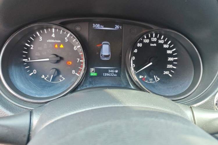 Used Nissan X-Trail 2017 2.0L CVT Comfort Edition 2WD Odometer Close Up