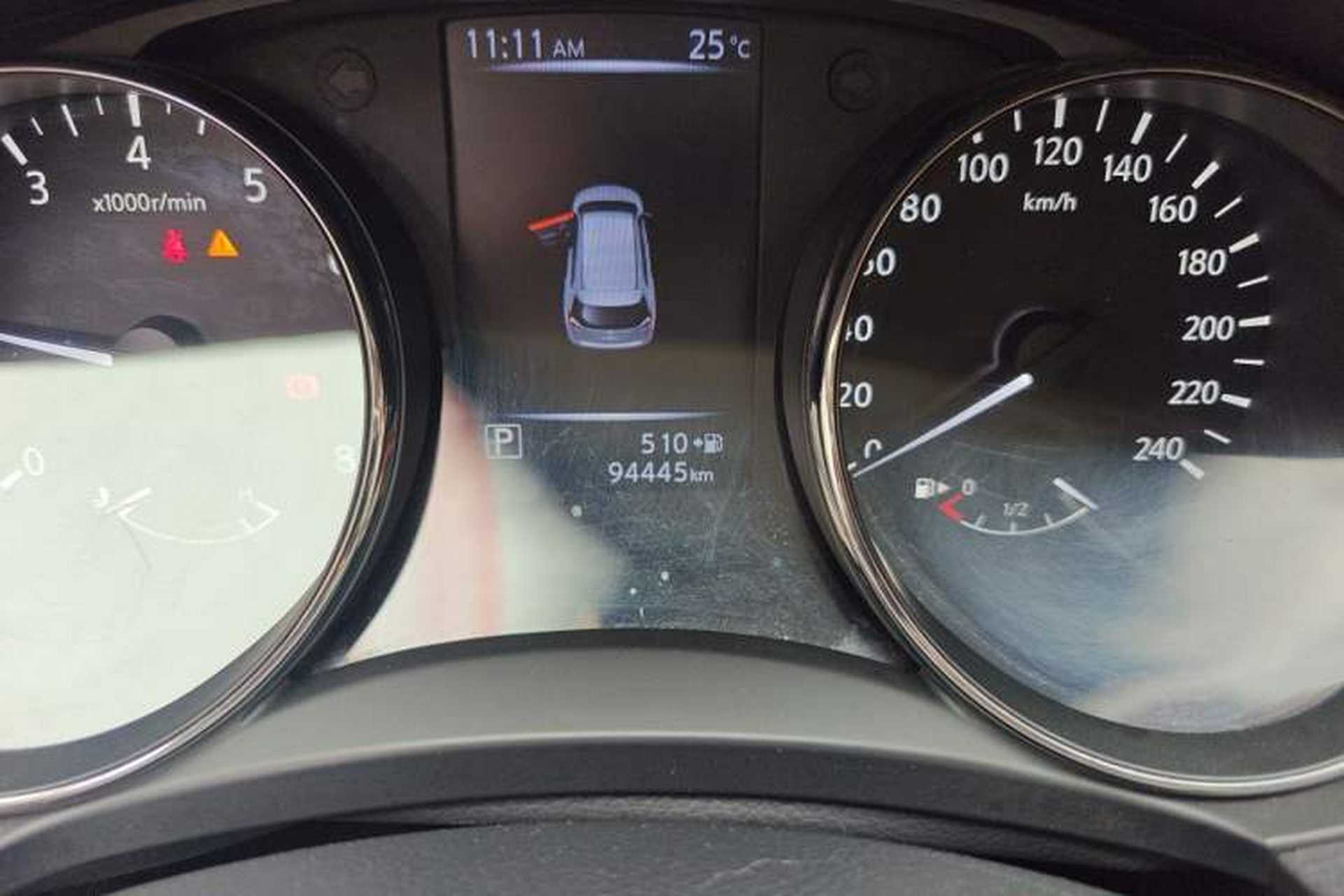 Used Nissan X-Trail 2017 2.0L CVT Comfort Edition 2WD Odometer Close Up