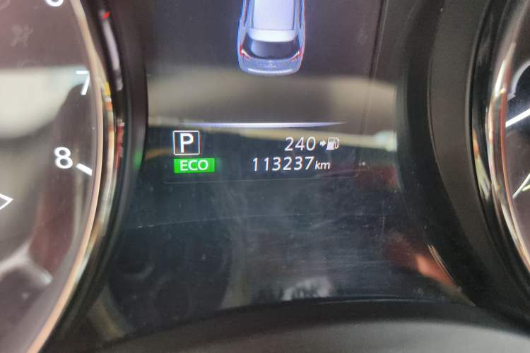 Used Nissan X-Trail 2017 2.0L CVT Comfort Edition 2WD Odometer Close Up