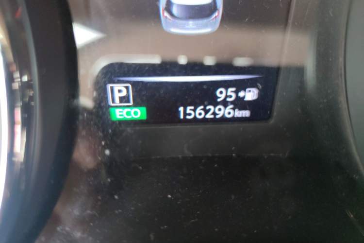 Used Nissan X-Trail 2017 2.0L CVT Comfort Edition 2WD Odometer Close Up