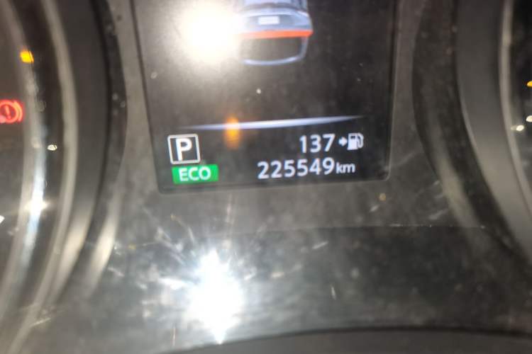 Used Nissan X-Trail 2017 2.0L CVT Comfort Edition 2WD Odometer Close Up