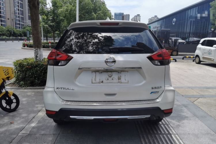 Used Nissan X-Trail 2017 2.5L CVT Luxury Edition 4WD Rear