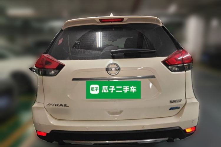 Used Nissan X-Trail 2017 2.5L CVT Leading Edition 4WD Rear