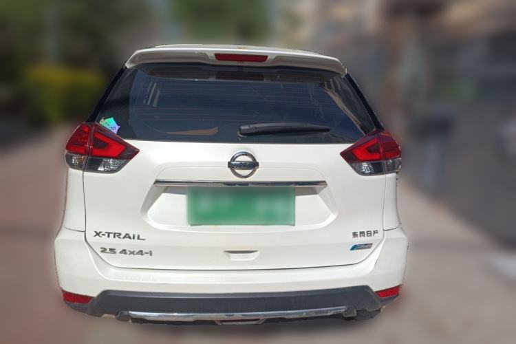 Used Nissan X-Trail 2017 2.5L CVT Luxury Edition 4WD Rear