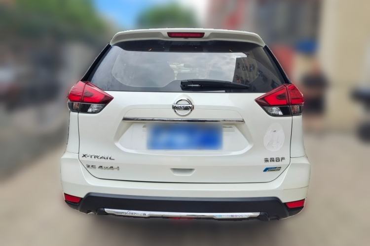 Used Nissan X-Trail 2017 2.5L CVT Luxury Edition 4WD Rear