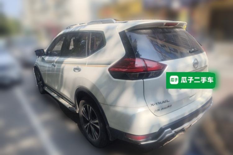 Used Nissan X-Trail 2017 2.5L CVT Luxury Edition 4WD Rear Left 45 Deg