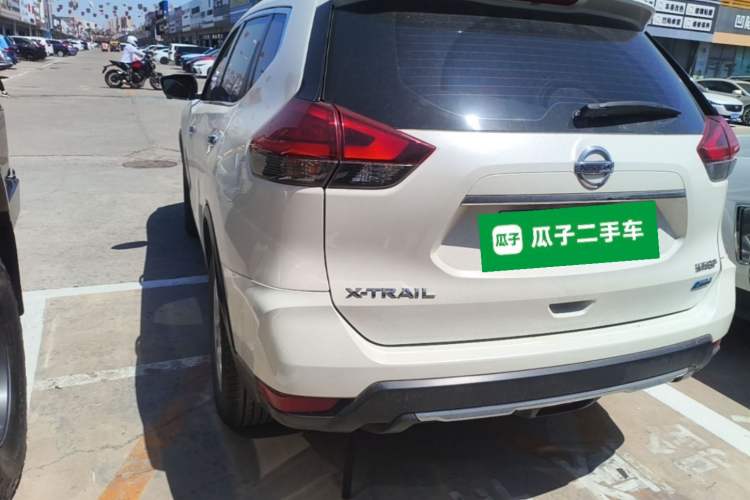 Used Nissan X-Trail 2017 2.0L CVT Comfort Edition 2WD Rear Left 45 Deg