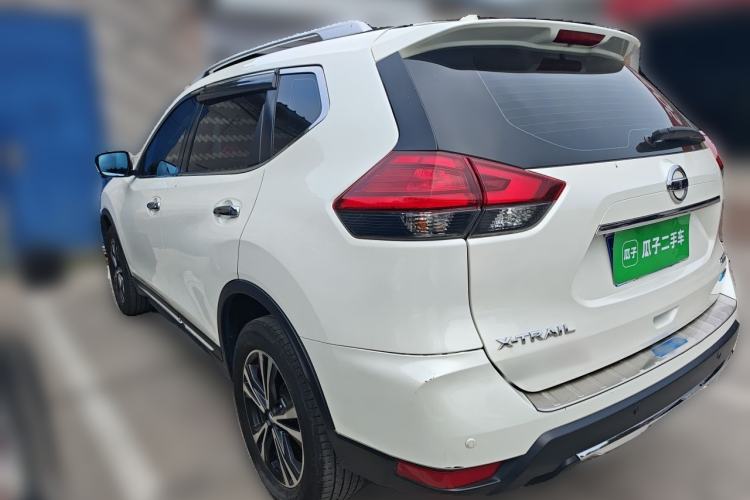 Used Nissan X-Trail 2017 2.5L CVT Luxury Edition 4WD Rear Left 45 Deg