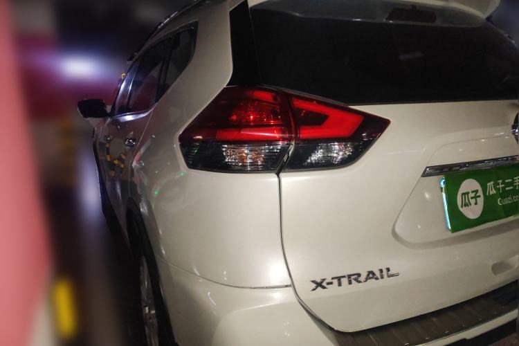 Used Nissan X-Trail 2017 2.0L CVT Comfort Edition 2WD Rear Left 45 Deg