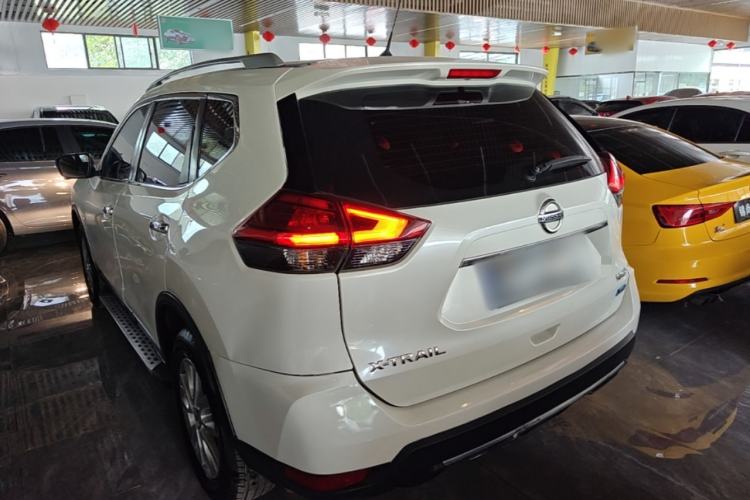Used Nissan X-Trail 2017 2.0L CVT Comfort Edition 2WD Rear Left 45 Deg