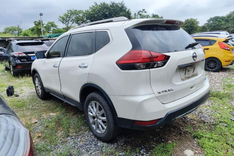 Used Nissan X-Trail 2017 2.0L CVT Comfort Edition 2WD Rear Left 45 Deg