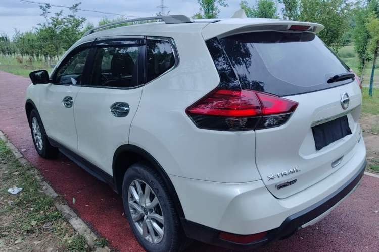 Used Nissan X-Trail 2017 2.0L CVT Comfort Edition 2WD Rear Left 45 Deg