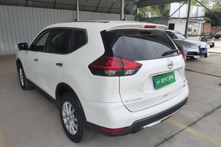 Used Nissan X-Trail 2017 2.0L CVT Comfort Edition 2WD Rear Left 45 Deg