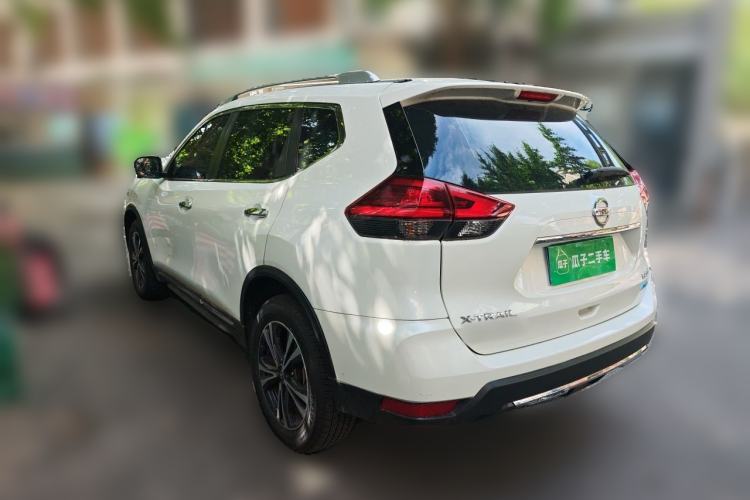 Used Nissan X-Trail 2017 2.5L CVT Luxury Edition 4WD Rear Left 45 Deg