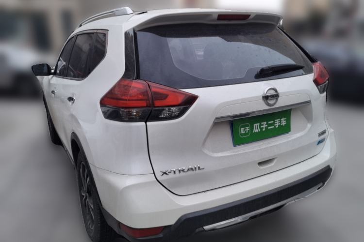 Used Nissan X-Trail 2017 2.5L CVT Luxury Edition 4WD Rear Left 45 Deg
