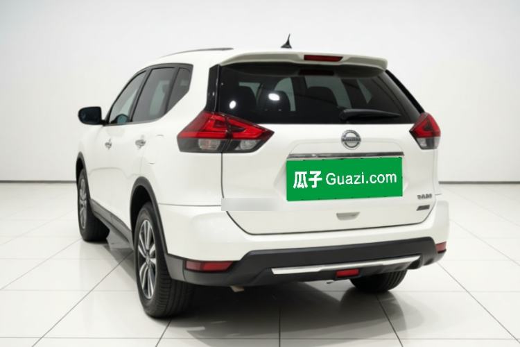 Used Nissan X-Trail 2017 2.0L CVT Comfort Edition 2WD Rear Left 45 Deg