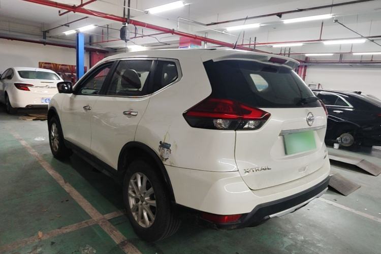 Used Nissan X-Trail 2017 2.0L CVT Comfort Edition 2WD Rear Left 45 Deg