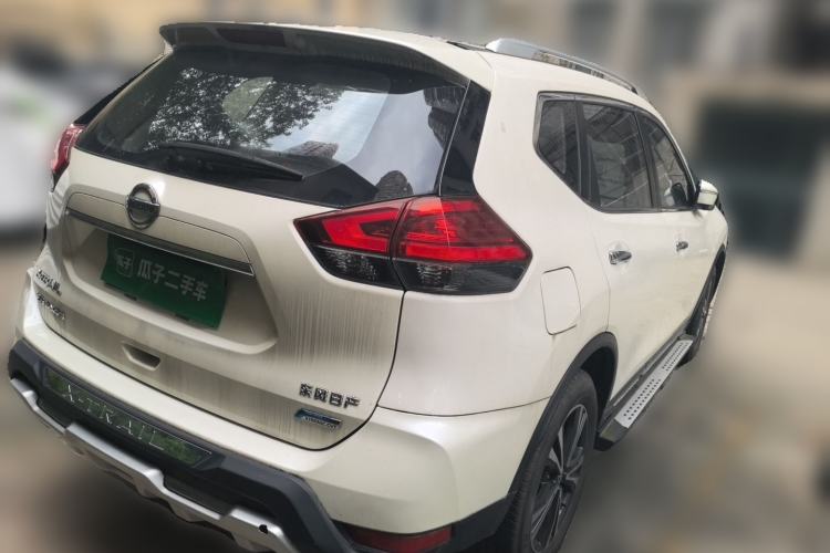 Used Nissan X-Trail 2017 2.5L CVT Luxury Edition 4WD Rear Right 45 Deg