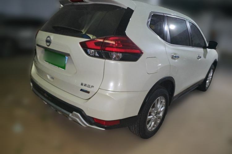 Used Nissan X-Trail 2017 2.0L CVT Comfort Edition 2WD Rear Right 45 Deg