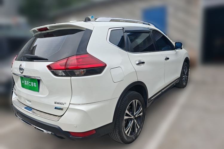 Used Nissan X-Trail 2017 2.5L CVT Luxury Edition 4WD Rear Right 45 Deg