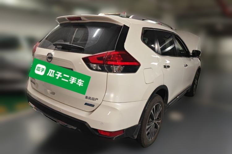 Used Nissan X-Trail 2017 2.5L CVT Leading Edition 4WD Rear Right 45 Deg