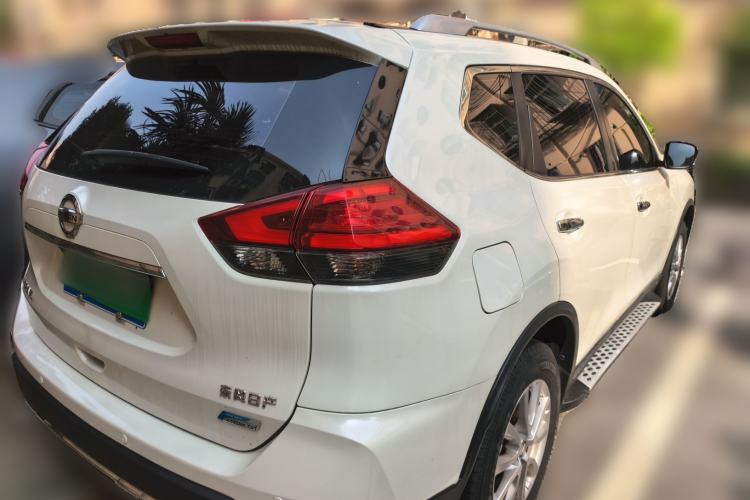 Used Nissan X-Trail 2017 2.0L CVT Comfort Edition 2WD Rear Right 45 Deg