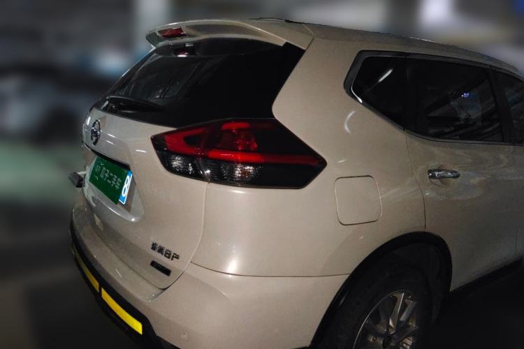 Used Nissan X-Trail 2017 2.0L CVT Comfort Edition 2WD Rear Right 45 Deg