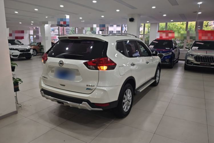 Used Nissan X-Trail 2017 2.0L CVT Comfort Edition 2WD Rear Right 45 Deg