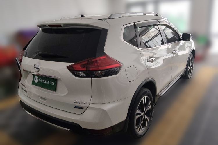 Used Nissan X-Trail 2017 2.5L CVT Luxury Edition 4WD Rear Right 45 Deg