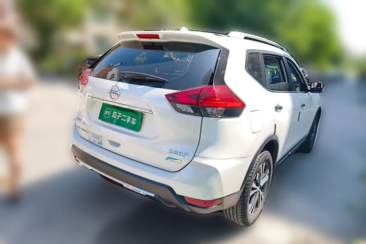 Used Nissan X-Trail 2017 2.5L CVT Leading Edition 4WD Rear Right 45 Deg