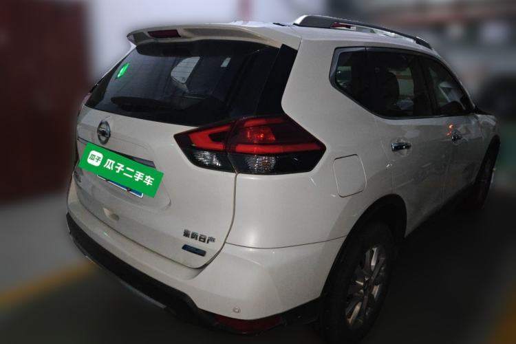 Used Nissan X-Trail 2017 2.0L CVT Smart Enjoyment Version 2WD Rear Right 45 Deg