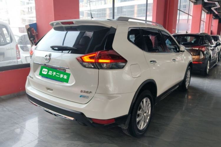 Used Nissan X-Trail 2017 2.0L CVT Comfort Edition 2WD Rear Right 45 Deg