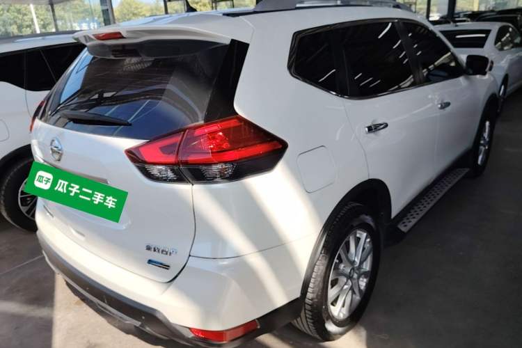 Used Nissan X-Trail 2017 2.0L CVT 7-Seater Comfort Edition 2WD Rear Right 45 Deg