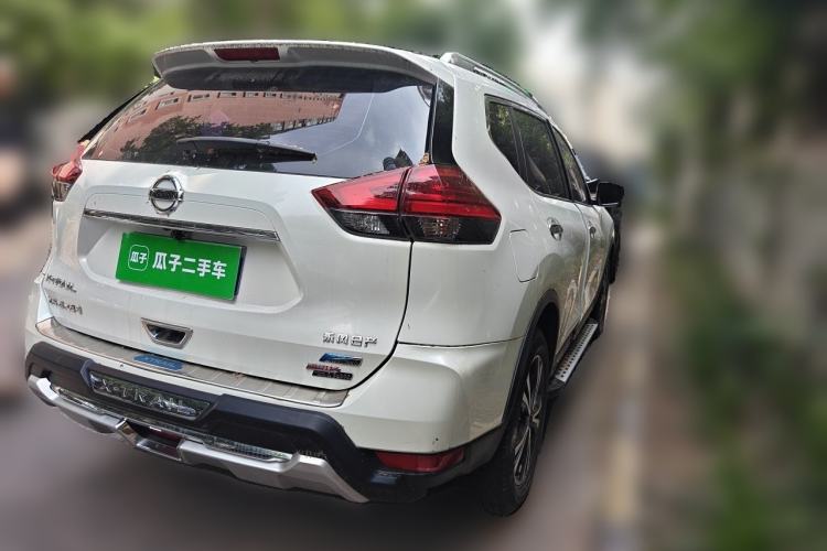 Used Nissan X-Trail 2017 2.5L CVT Luxury Edition 4WD Rear Right 45 Deg
