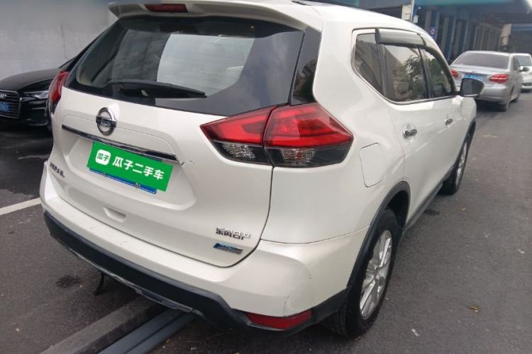 Used Nissan X-Trail 2017 2.0L CVT Comfort Edition 2WD Rear Right 45 Deg