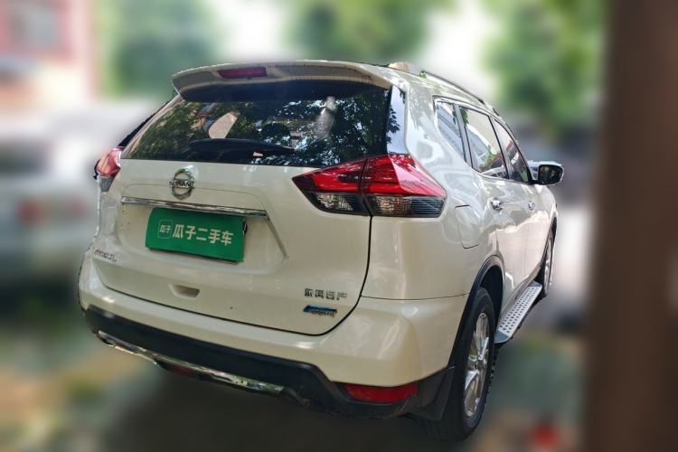 Used Nissan X-Trail 2017 2.0L CVT Comfort Edition 2WD Rear Right 45 Deg