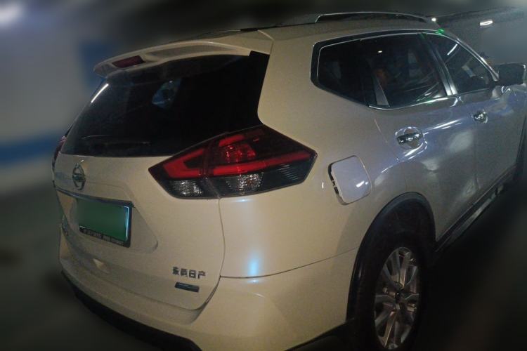 Used Nissan X-Trail 2017 2.0L CVT Comfort Edition 2WD Rear Right 45 Deg