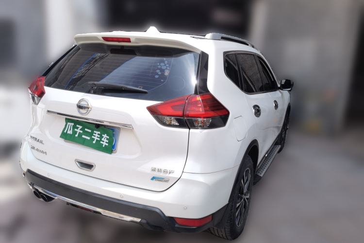 Used Nissan X-Trail 2017 2.5L CVT 7-Seater Leading Edition 4WD Rear Right 45 Deg