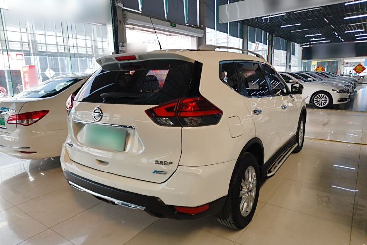 Used Nissan X-Trail 2017 2.0L CVT Comfort Edition 2WD Rear Right 45 Deg