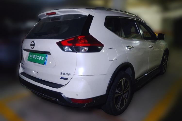 Used Nissan X-Trail 2017 2.5L CVT Luxury Edition 4WD Rear Right 45 Deg