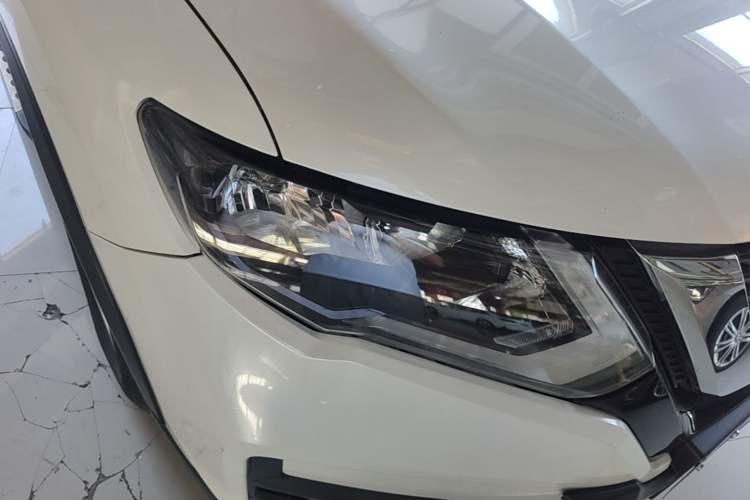Used Nissan X-Trail 2017 2.0L CVT Comfort Edition 2WD Right Front Headlight